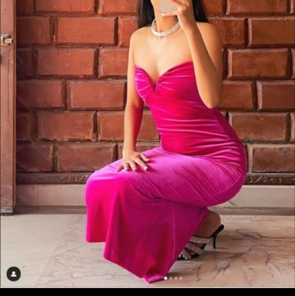 Zara Velvet Midi Dress - Picture 11 of 12